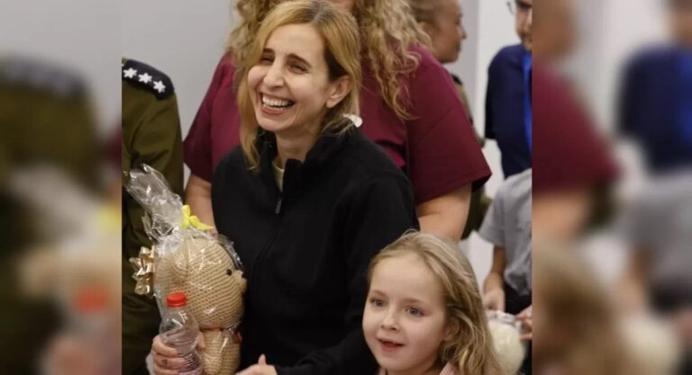 Daniela, and her daughter, Emilia