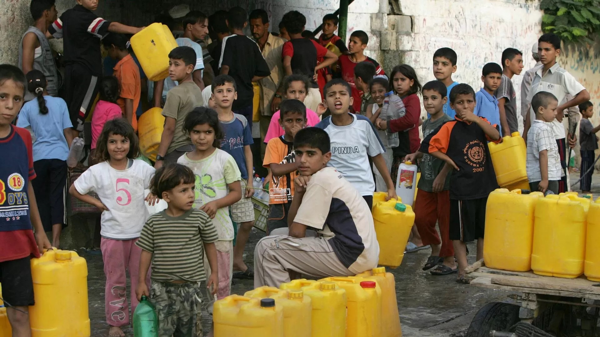 The Israeli blockade on the Gaza Strip has resulted in shortages of drinking water, food, and medicine, contributing to the spread of serious diseases among the citizens.