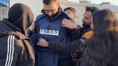 Emotional Exit for Journalist Moutaz Azeeza from Gaza