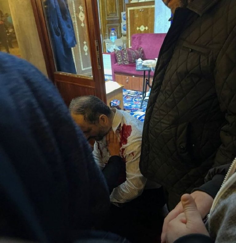 The imam of Al-Fateh Mosque in Istanbul is stabbed with a knife