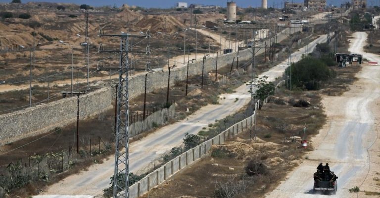 Scores of tanks on the Egyptian border with Gaza amid the anticipated Rafah operation