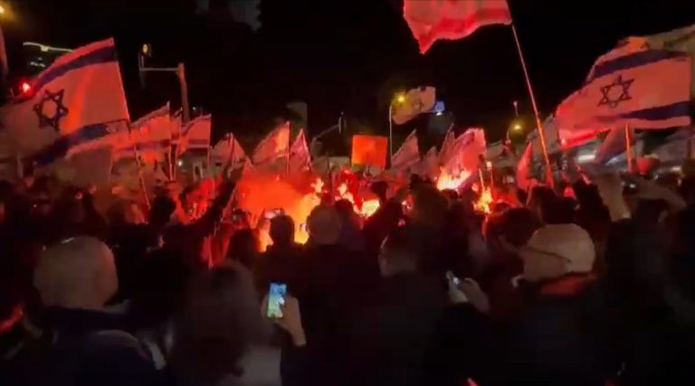 Unrest in Tel Aviv: Protests Surge Against Netanyahu’s Government