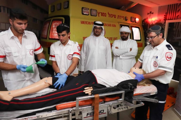 Debunked: UAE Medical Team Treating Israeli Soldiers – Unearthing the Truth Behind Viral Images