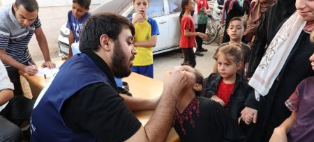 Gaza children immunization