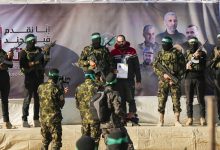 Hamas has delayed the release of Israeli prisoners, citing Israel's failure to uphold the ceasefire agreement in Gaza.