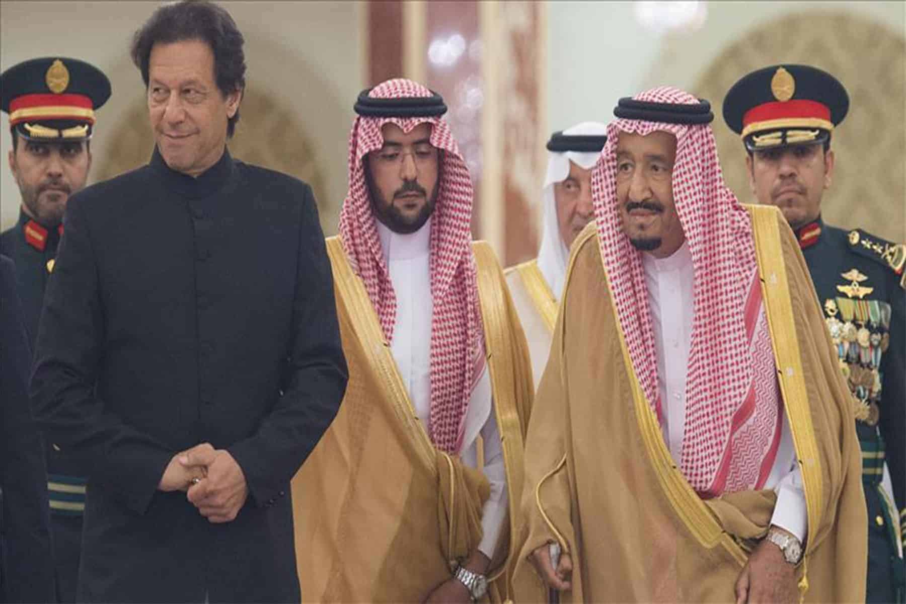 عمران خان يهين العاهل السعودي watanserb.com