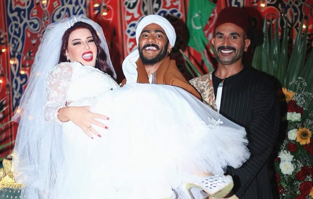 أحمد سعد مع طليقته سمية الخشاب في زفافها على محمد رمضان بمسلسل موسى