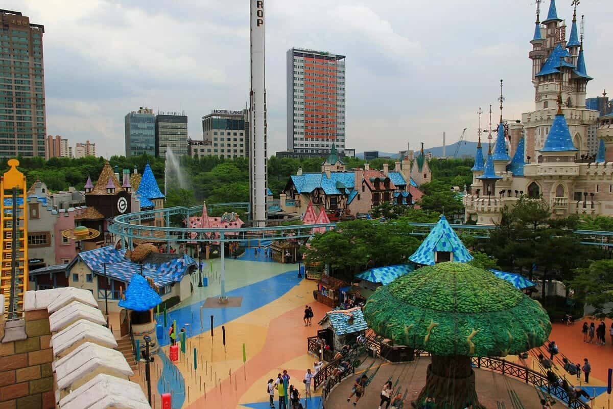 مدينة ملاهي Ocean Park في هونغ كونغ