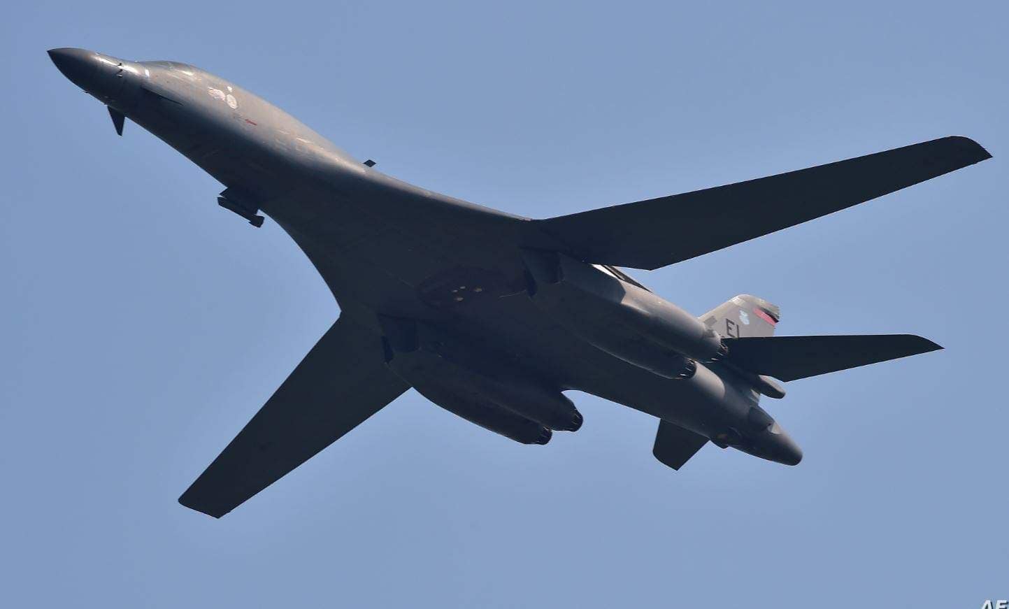 ما هي قاذفات "B-1"؟.. اختيرت خصيصا لتنفيذ الضربات الأمريكية بسوريا والعراق؟