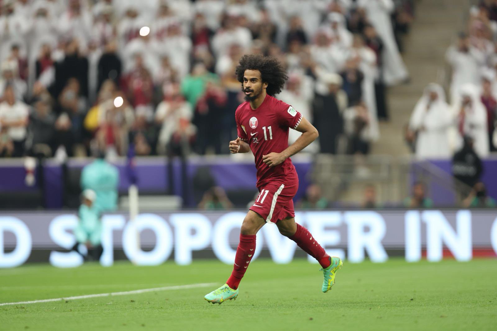 صدفة عجيبة نادرة لأكرم عفيف مع ميسي شهدتها مباراة قطر والأردن